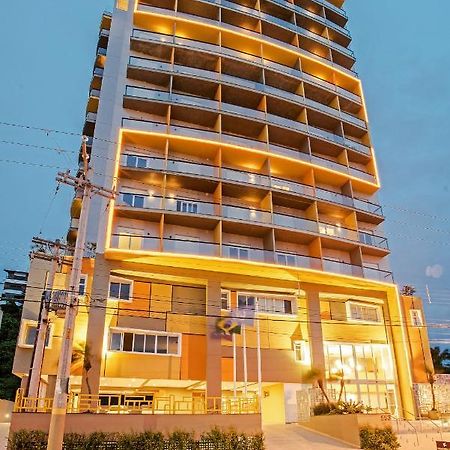 Candeias Guarujá Esterno foto